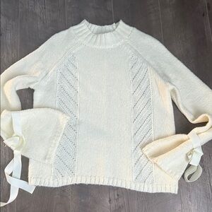 Elegant Cream Sweater new without tag
